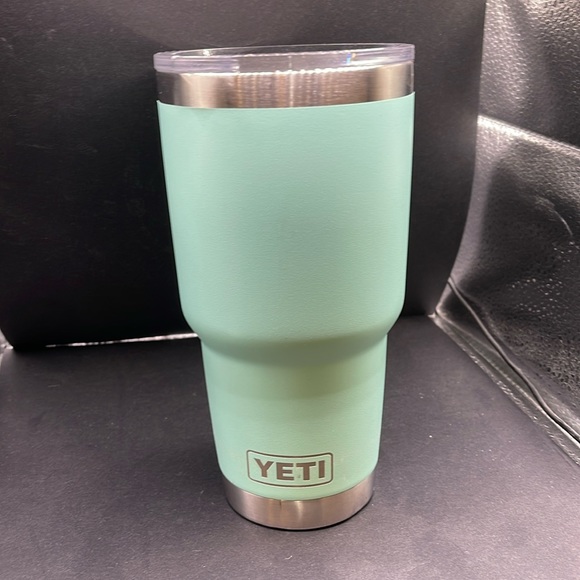 Yeti Other - Yeti Rambler 30oz Tumbler